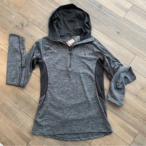NWT Texas A&M women’s small hooded wind shirt